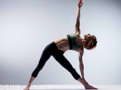 练瑜伽瘦腿最佳时间(瑜伽大约练多长时间可以瘦腿) 练瑜伽瘦腿最佳时间(瑜伽大约练多长时间可以瘦腿)