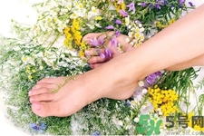 陈皮生姜泡脚功效和作用及禁忌,生姜皮是寒性泡脚可以吗