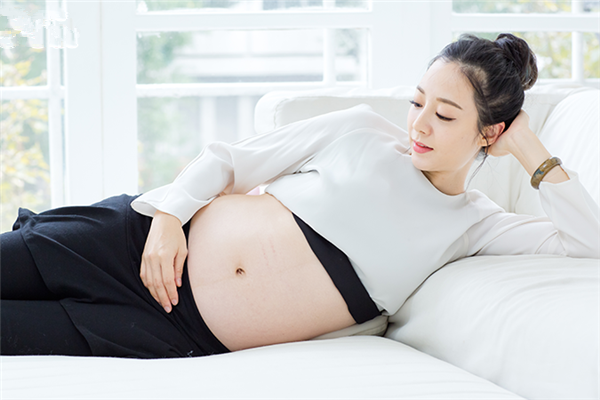 孕期失眠的原因,孕期失眠多数跟三种原因有关