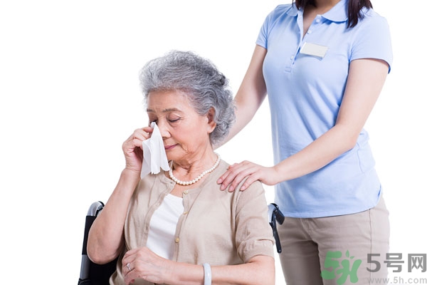 老年人补钙需要补多长时间合适,老年人多长时间补一次钙