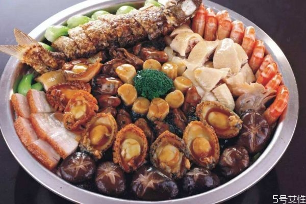 盆菜的三层是那三层呢(一层一层的菜是什么菜)