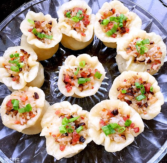 香菇和糯米可以做什么好吃的,香菇糯米饭的做法