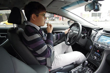 避免疲劳驾驶正确的做法,避免疲劳驾驶正确的做法是?(多选)