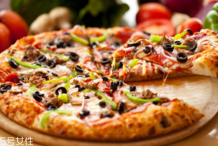 披萨吃不完怎么保存,披萨吃不完怎么保存第二天吃