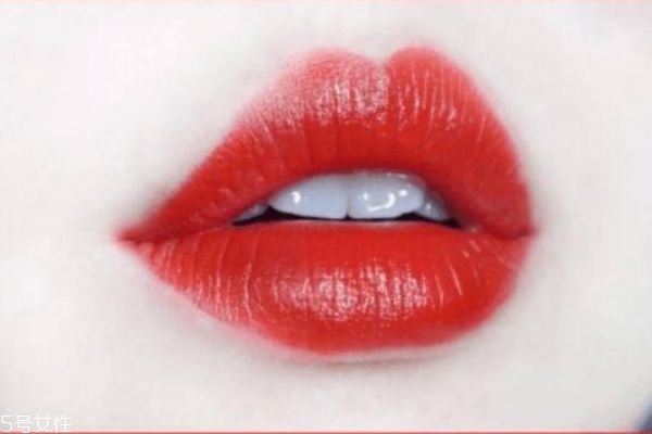 硫磺皂会刺激皮肤吗(硫磺皂会刺激皮肤吗)