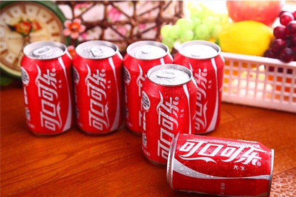 长期喝可乐会导致尿酸高吗,可乐会尿酸高吗