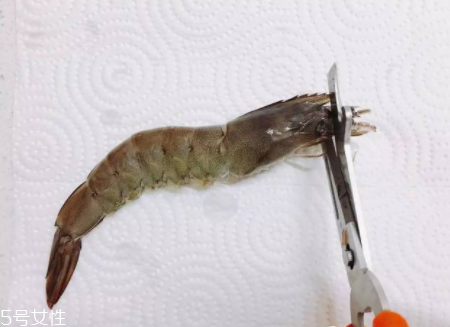 基围虾怎么样保存放冰箱,基围虾怎么样炒才好吃