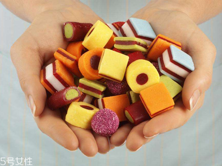 羊水少为什么不能吃甜的,羊水少为什么不能吃甜食 羊水少为什么不能吃甜的,羊水少为什么不能吃甜食