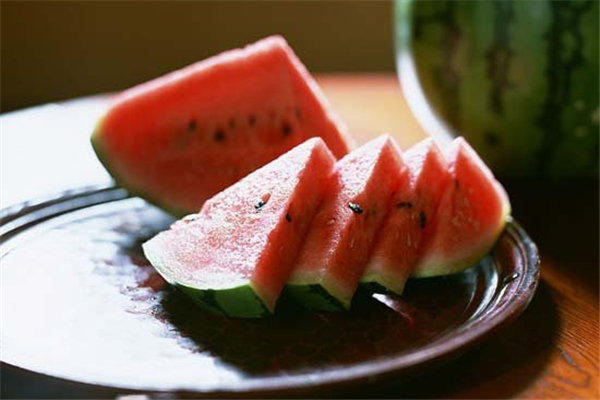 西瓜有维生素C吗,西瓜的维生素c含量高吗