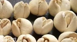 川贝母的分类及特征,川贝母百科 川贝母的分类及特征,川贝母百科