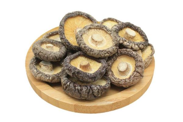 香菇可以多吃吗,煮熟的香菇可以隔夜吃吗 香菇可以多吃吗,煮熟的香菇可以隔夜吃吗