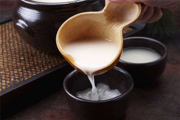 做糯米酒用长糯米还是圆糯米,酿酒用长糯米还是圆糯米