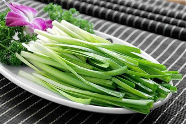 韭菜可以和小龙虾一起吃吗?,韭菜能和龙虾一起吃吗