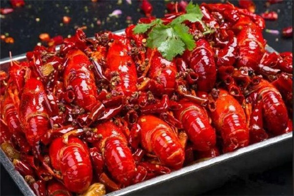 煮熟的小龙虾可以隔夜吃吗,麻辣小龙虾可以隔夜吃吗