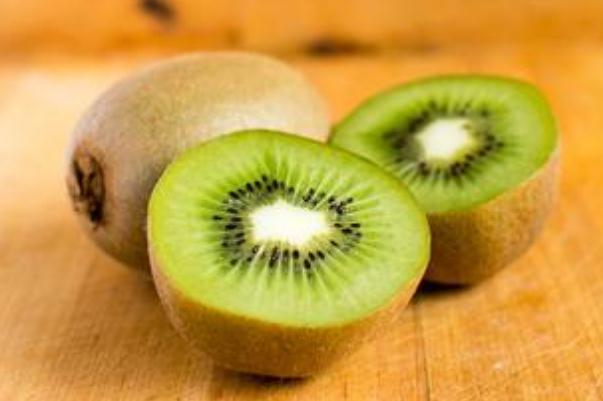 猕猴桃有酒精味了还能吃吗,猕猴桃产生酒味还能吃吗