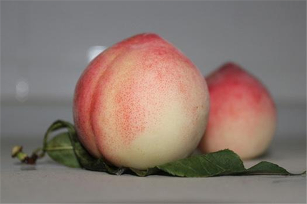 桃子怎么洗才干净?,桃子怎么洗才干净视频