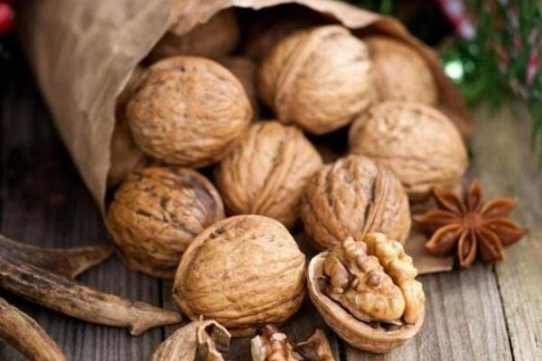 吃红枣核桃会发胖吗,早晨吃核桃是否减肥