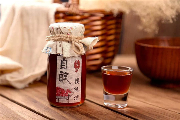 樱桃酒的酿制方法视频家庭做法,樱桃酒的酿制方法发酵几天好