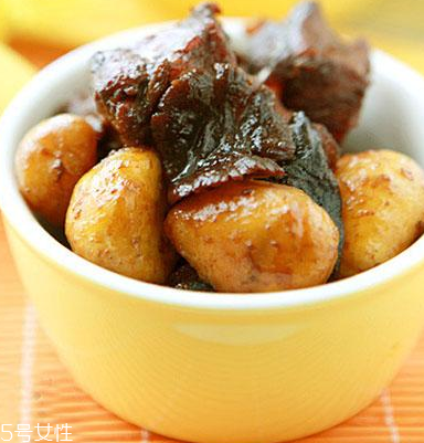 榛蘑炖鸡腿家常做法,榛蘑炖鸡腿家常做法窍门 榛蘑炖鸡腿家常做法,榛蘑炖鸡腿家常做法窍门