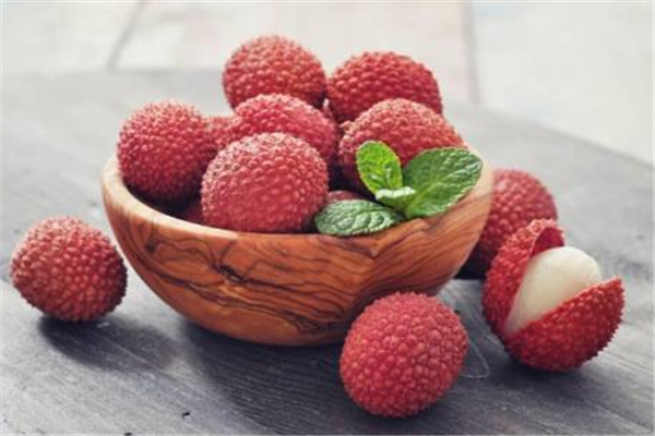 荔枝可以丰胸吗,荔枝有丰胸效果吗