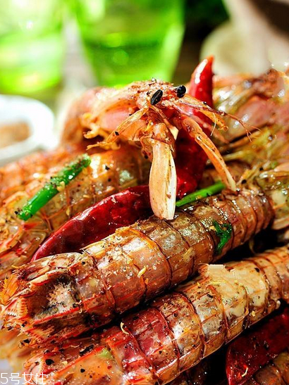 皮皮虾怎么样算是熟了,皮皮虾长什么样