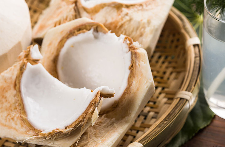 泰国牛奶椰的功效,泰国奶椰的营养价值