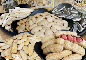 葵瓜子的功效和作用,葵瓜子的功效和作用及禁忌