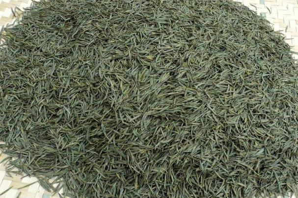 喝茶能缓解口臭吗,口含茶叶能治口臭吗 喝茶能缓解口臭吗,口含茶叶能治口臭吗