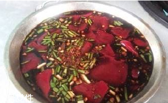 月经期间能吃鸡血吗?,来姨妈可以吃鸡血吗