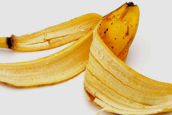香蕉皮有很多黑点还能吃吗,香蕉皮有黑点点还可以吃吗