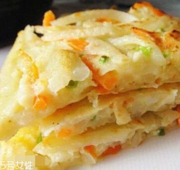 土豆鸡蛋饼的做法简单好吃,怎样做土豆饼好吃又简单