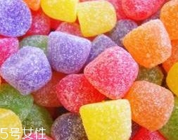 莲子含糖高吗?,莲子的含糖量高吗