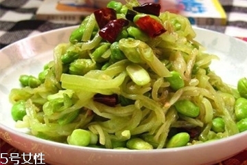 西瓜皮可以炒毛豆吗,西瓜皮要怎么炒才好吃