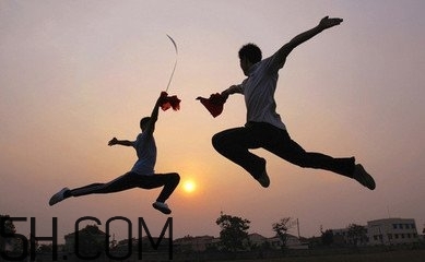 小孩学习武术的注意事项(千万别让孩子学武术) 小孩学习武术的注意事项(千万别让孩子学武术)