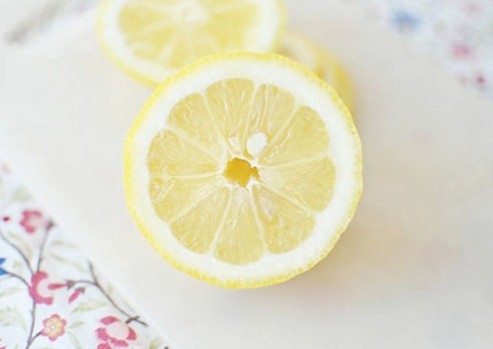 柠檬可以泡酒吗?,柠檬能解酒吗?