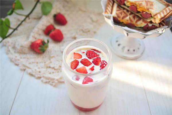 牛奶是脱脂的好还是全脂的好?,奶粉是全脂好还是脱脂好