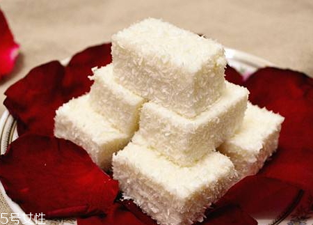 椰丝奶冻做法,椰奶冻是什么东西