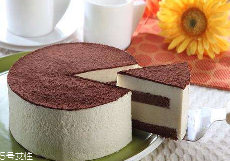 10寸蛋糕够几个人吃?,6寸的蛋糕多少钱一个