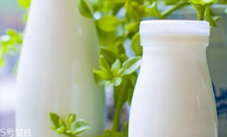 巴氏鲜奶可以放多久,巴氏鲜奶能放多长时间