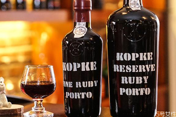波特酒醒酒时间,波特酒需要醒酒吗
