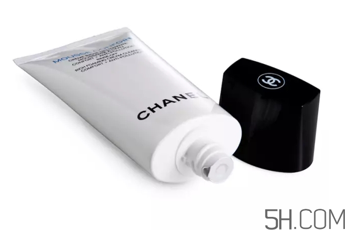 倩碧维c安瓶精华使用感受(倩碧维c安瓶精华怎么用)