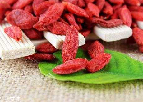 枸杞怎么样算变质,枸杞怎么样保存防潮