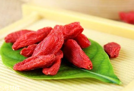 枸杞怎么样算变质,枸杞怎么样保存防潮