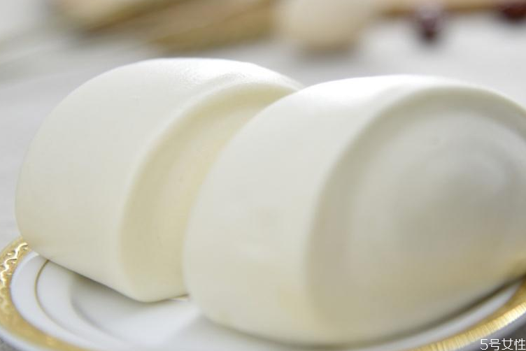 老面馒头不够松软的原因,老面蒸馒头不蓬松很硬