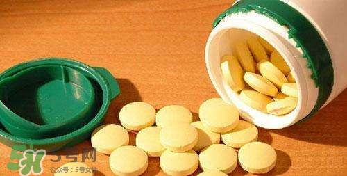 保湿美容液产品特点(保湿美容液是什么)