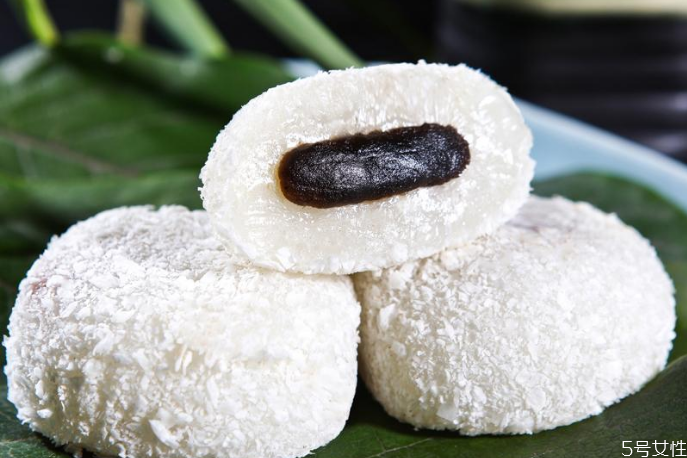 麻薯粉可以用糯米粉代替吗?,做麻薯可以用糯米粉代替木薯粉 麻薯粉可以用糯米粉代替吗?,做麻薯可以用糯米粉代替木薯粉