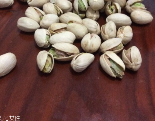 开心果什么样的质量好,开心果是什么样子