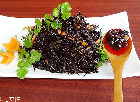 羊栖菜生长在什么地方,羊栖菜是什么
