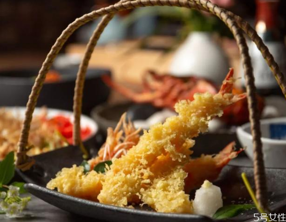 油炸天妇罗是什么,天妇罗跟普通油炸区别