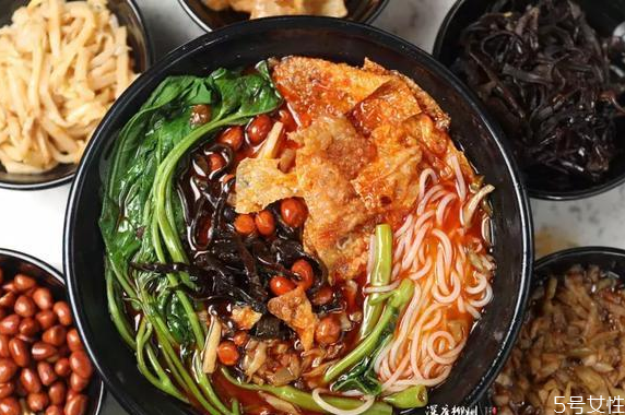 螺蛳粉为什么要煮两遍水,螺蛳粉为什么要煮两遍? 螺蛳粉为什么要煮两遍水,螺蛳粉为什么要煮两遍?